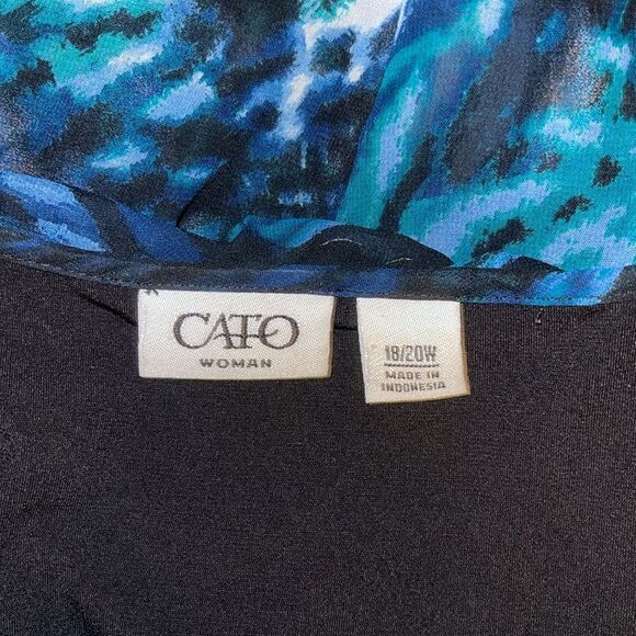 CATO Women Plus Overlay Sleeveless V-Neckl ruffled and straight hemline hips. - Picture 4 of 9